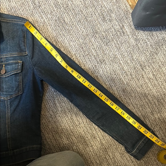 Kut from the Kloth Dark Wash Jean Jacket EUC - Picture 14 of 14